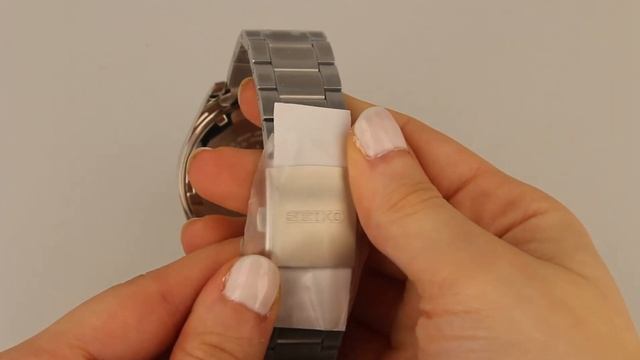 NEW Seiko Men's Tachymeter Chronograph Solar Watch SSC717P1 смотреть онлайн