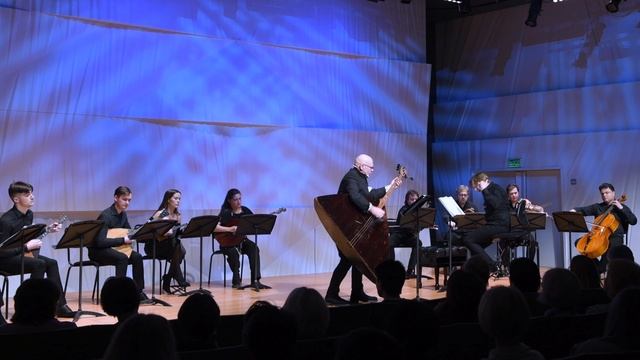 Михаил Дзюдзе. «Концерт для балалайки-контрабаса с абсурдом» (фрагменты) смотреть онлайн