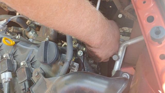 Toyota Etios Cross Waterpump replacement смотреть онлайн