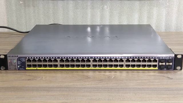 Коммутатор NETGEAR GS748TPS (PoE) смотреть онлайн
