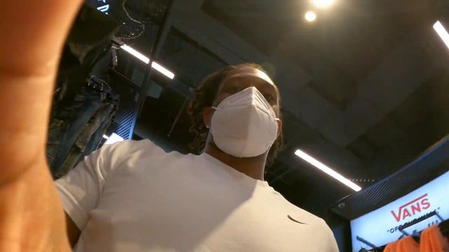 Call Me: The RAFFLE RANGER!! | UNC Dunk Low Live Cop AND Pickup VLOG смотреть онлайн