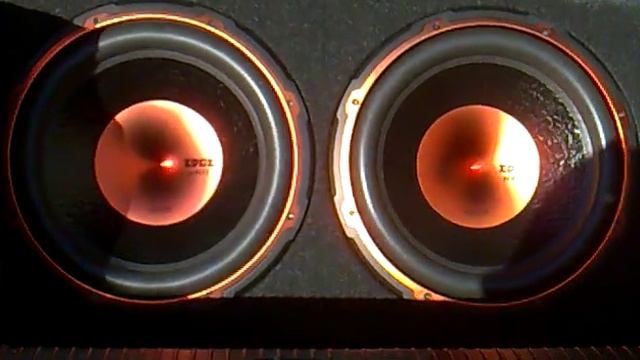 Edge Twin Subwoofers Test 1 смотреть онлайн