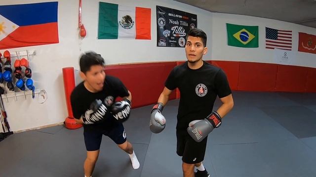 Beginner Boxing Series Ep. 5 | Bob & Weave | Defense смотреть онлайн
