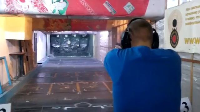 Практическая стрельба из пистолета/тренировочный процесс смотреть онлайн