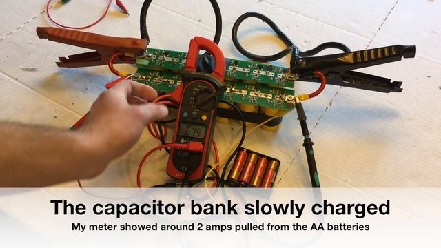 Using the energy from AA batteries to start a car смотреть онлайн