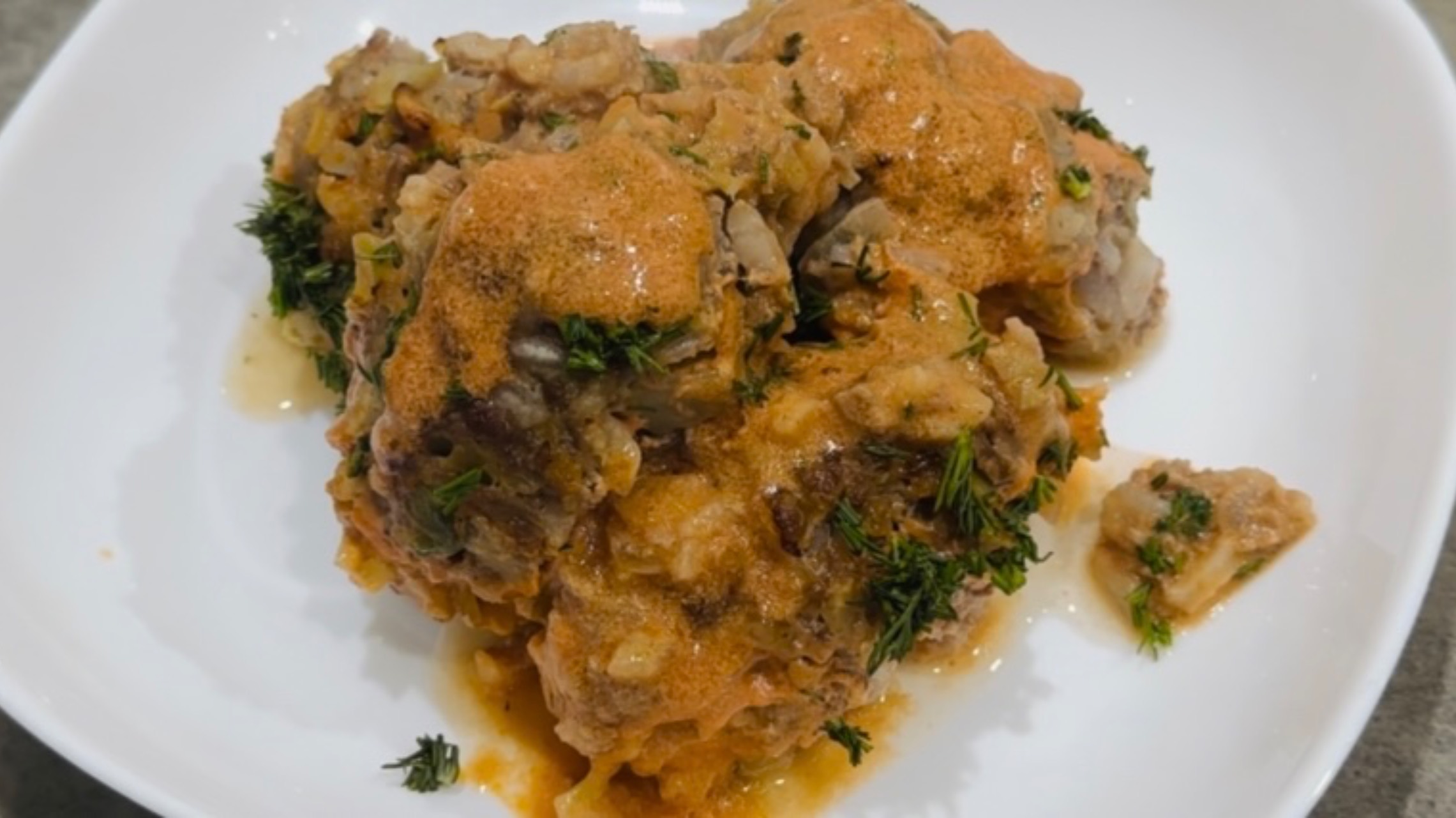 Голубцы ленивые с капустой и фаршем / Рецепт ленивых голубцов с капустой, фаршем и рисом в духовке смотреть онлайн