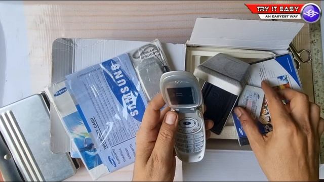 Samsung SGH T100 Flip Phone Unboxing with custom details India смотреть онлайн
