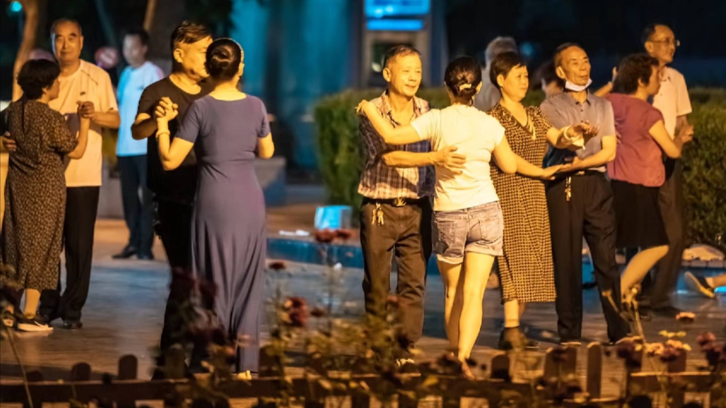 ВАУ ТАНЦУЮЩИЕ БАБУШКИ В КИТАЕ ПУТЕШЕСТВИЯ ИНТЕРЕСНОЕ КРУТО #путешествия #китай #интересное #рутуб