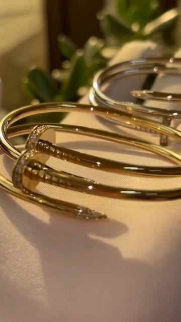 Браслеты Cartier ❤️ с бриллиантами 💎 585 и 750 золото 🔥 для заказа пишите w/a +79001125925 Маник смотреть онлайн