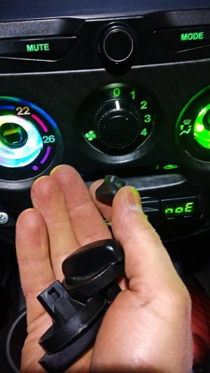 Установка светодиодной LED подсветки печки.