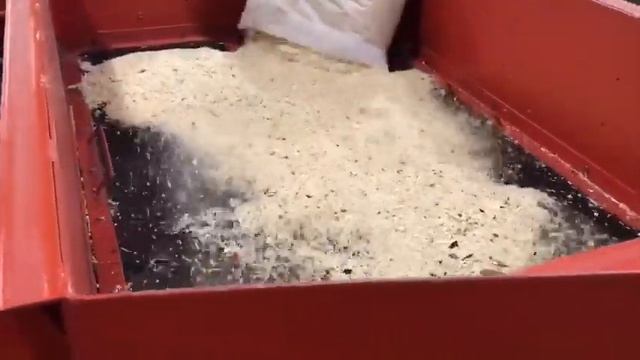 вибросито Вибромаш Видео ВС 8 с опилками 4мм и 2мм-480p смотреть онлайн