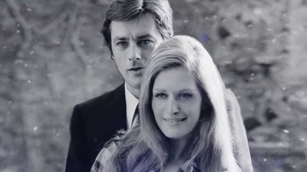 PAROLES PAROLES - Dalida et Alain Delon