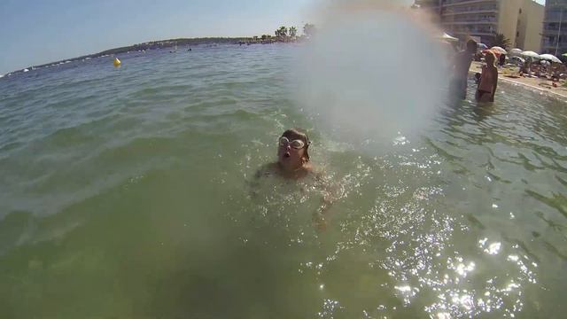 Cours de Natation Jonas 5 ans nage le crawl tout seul comme un champion 2 смотреть онлайн