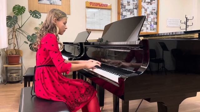 Ф. Шопен Этюд №4, Op.10, исп. Митряну Ангелина, 13 лет смотреть онлайн