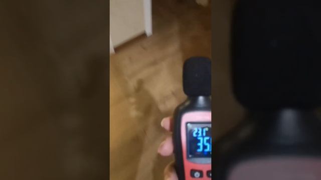 Очень шумные унитазы Lavinia Boho