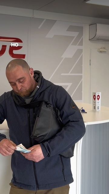 Клиент молчит, но мастер-приёмщик уже поставил себе пятёрку с плюсом👍