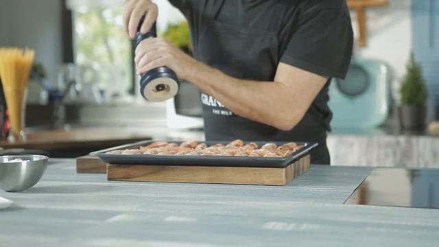 Grand Krust recipe - Argentinian red shrimps oven-baked смотреть онлайн