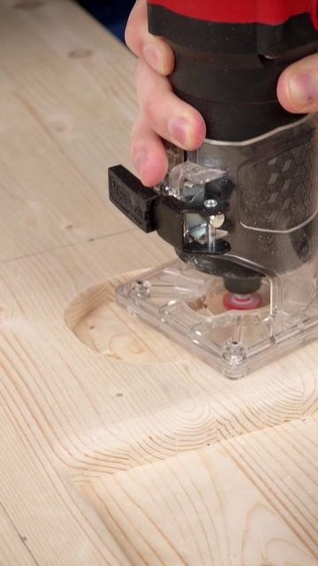 Сделал поднос фрезером #diy #woodworking #своимируками смотреть онлайн