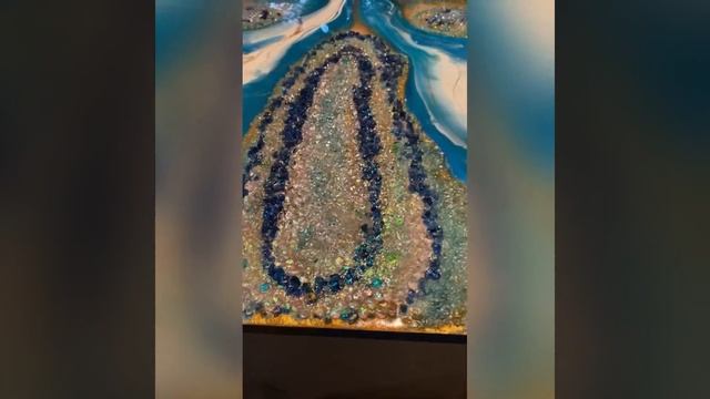 4 out 7 days Resin Geode waiting on midnight blue pigment for next layer. смотреть онлайн