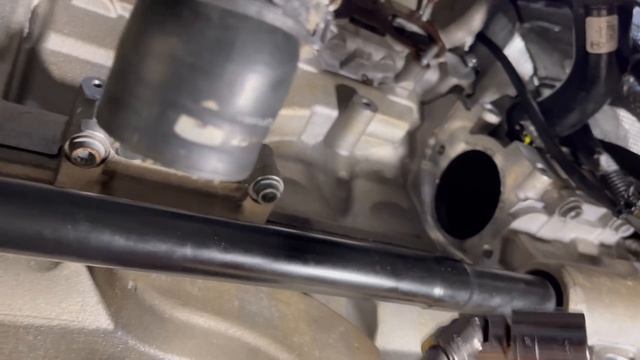 Cách Thay Cục Đề Cho Xe Lamborghini. Replacing New Starter For Lamborghini