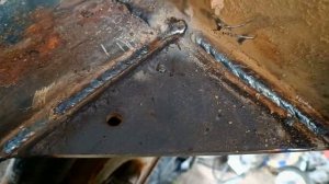 Сварка треснутой рамы на самосвале