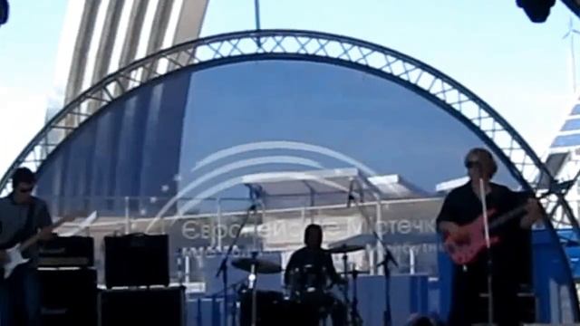 Живая Voda - Песня без слов и В наших глазах смотреть онлайн