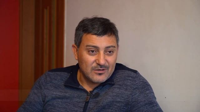 Lietuvoje gyvenanti šeima iš Turkijos čia jaučiasi saugiau смотреть онлайн