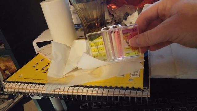 Ph test of tap water vs water from Brita смотреть онлайн