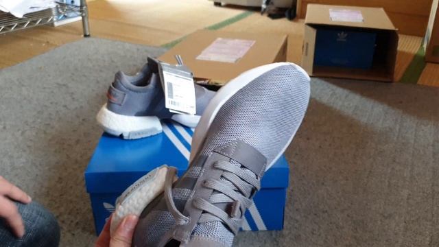 Mở hộp đôi giày Adidas POD S3.1 Grey Colour смотреть онлайн