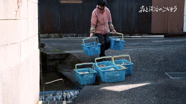 【六月】梅雨。太陽を待ち、急いで作る「干し大根」。　(4K ULTRA HD) смотреть онлайн