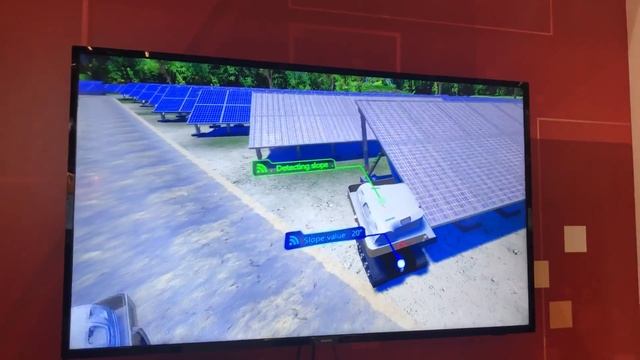 Роботы моют солнечные панели Robots wash the solar panels смотреть онлайн