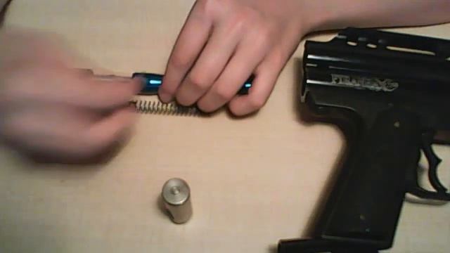 how to take apart a PIRANHA paint ball gun смотреть онлайн