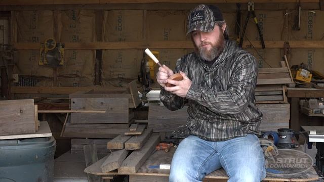 Strut Commander - Ole Scratch Glass Pot in Cherry смотреть онлайн