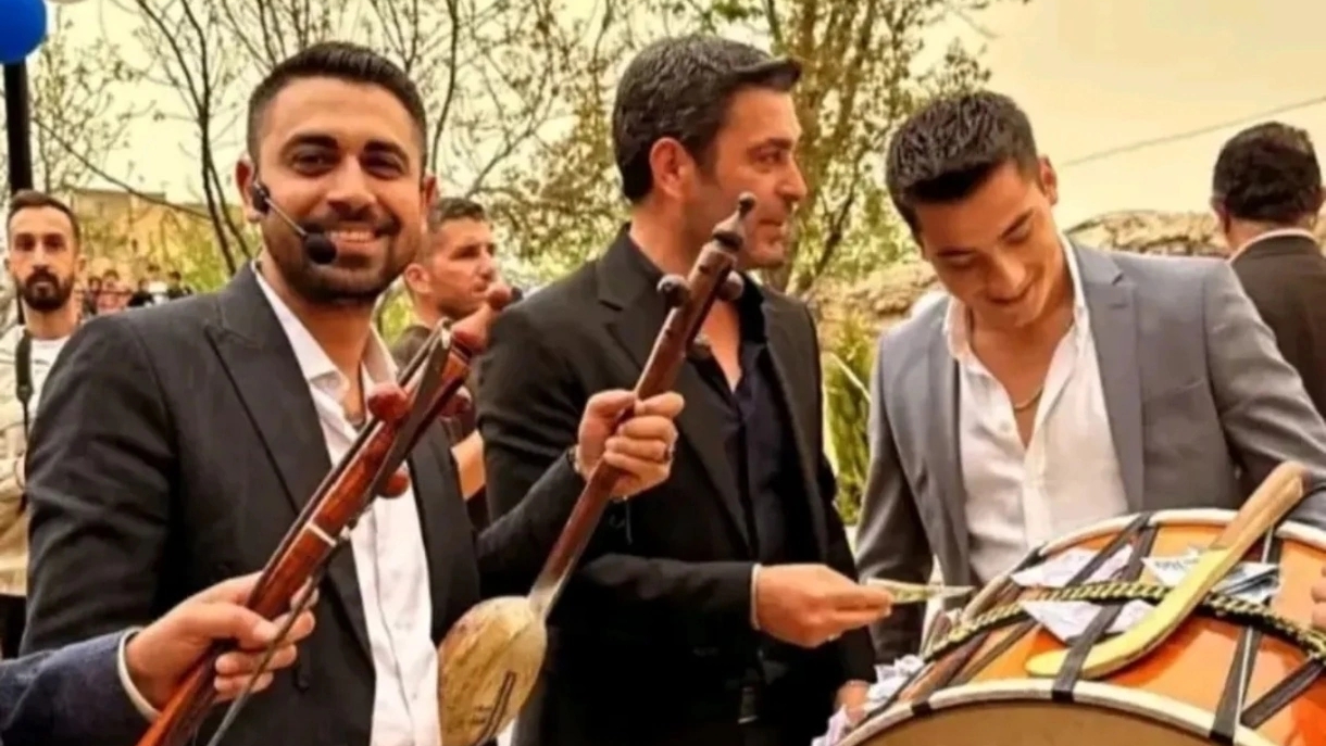 Праздник по случаю обрезания Дениза из сериала "Далёкий город". Друзья, всё самое новое для вас ❤️ смотреть онлайн