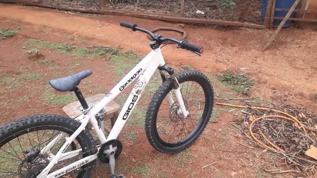 Pneu - Kenda Kinetics 2.35 смотреть онлайн