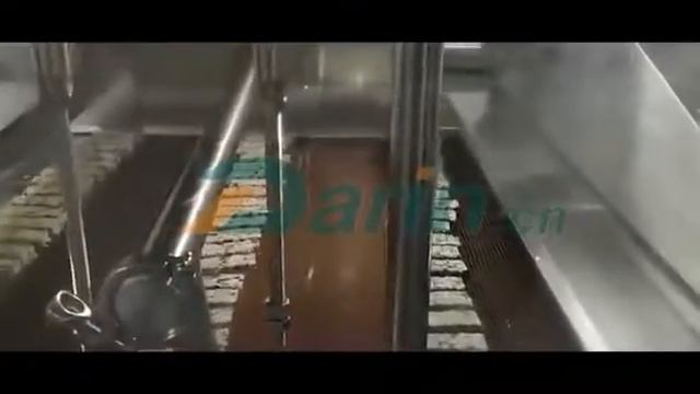 Single-layer Chocolate Coating Machine/How to Enrobe Chocolate смотреть онлайн