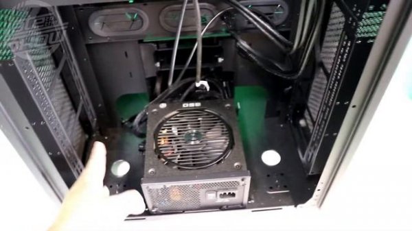 Thermaltake Tower 900