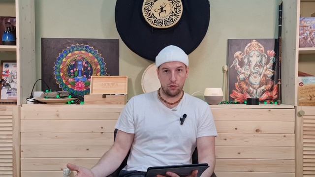 Осторожно! Влюблённость. Школа Ведическое Таро Экаданта смотреть онлайн