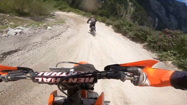 SICK Motocross in der XBOWL ARENA 2021 / KTM sx 250 / Husqvarna FC 350 смотреть онлайн