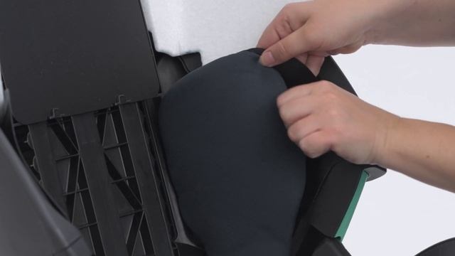 Maxi-Cosi | Kore and Kore Pro i-Size | How to remove and reinstall the cover смотреть онлайн