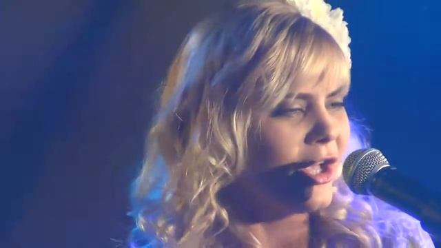 Lolita Kašinska cover by Алла Пугачева Женщина, которая поёт смотреть онлайн