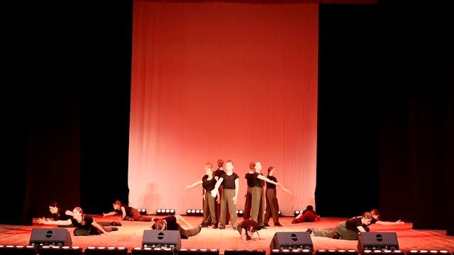 Народный самодеятельный ансамбль «Планета танца», 12-16 лет. "Хотят ли русские войны?.." смотреть онлайн