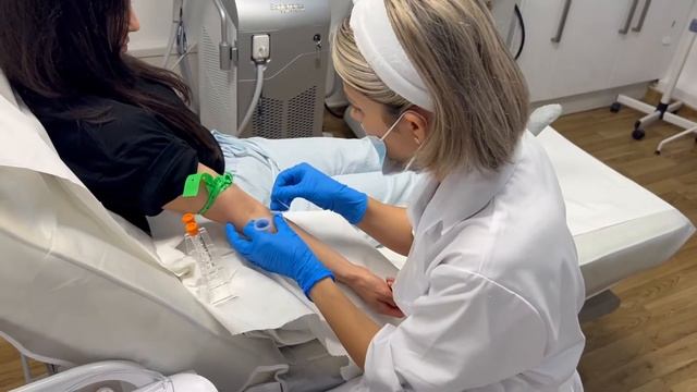 Phlebotomy Procedure for PRP - Venipuncture with Butterfly needle in (2023) смотреть онлайн