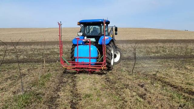 Обробіток весняного саду припаратом Медян Екстра смотреть онлайн