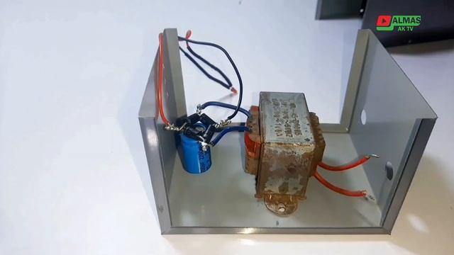 12 volt battery charger || how to make 12 volt battery charger at home смотреть онлайн