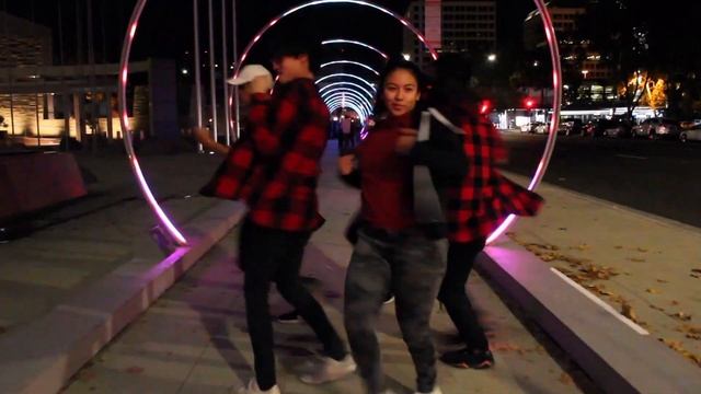 Showcase Saturdays: Jenny Andrade | Neon Guts - Lil Uzi Vert смотреть онлайн