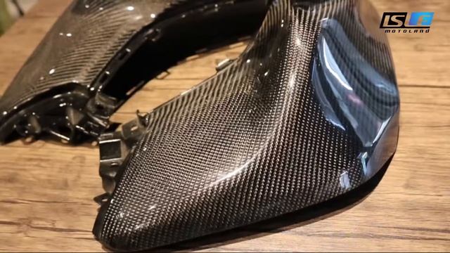 Side Tank Carbon Yamaha MT15 смотреть онлайн