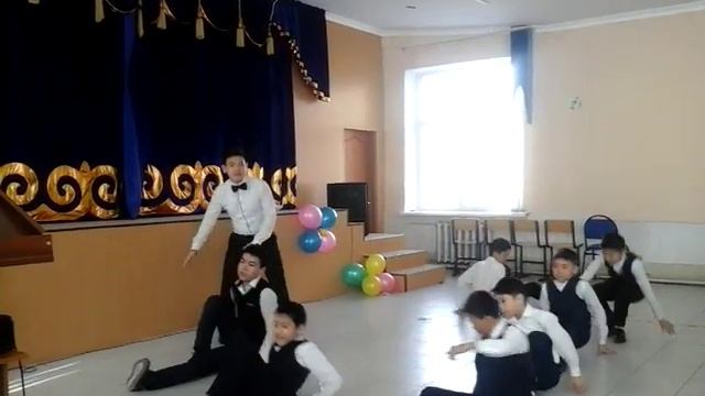 Лучший флешмоб от ЖезКТЛ смотреть онлайн