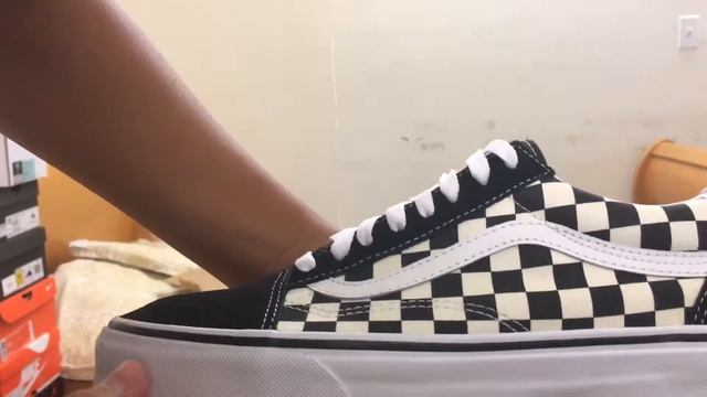 THE BEST SHOE FOR $60! Vans Primary Check Old Skool Review смотреть онлайн