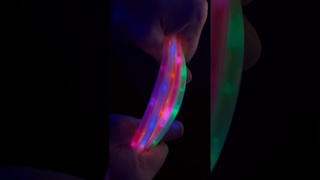 Какой цвет вам нравится больше ? Неон . #neon #light #new смотреть онлайн